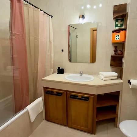 Apartamento Sunny Algarve Retreat - Pool & 10 Min To Portimão